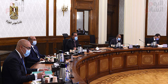 اجتماع رئيس الوزراء (1)