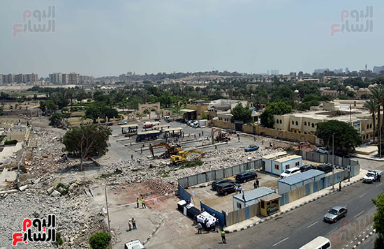 رئيس الوزراء يتابع أعمال تطوير الساحة المحيطة بمسجد عمرو بن العاص (4)