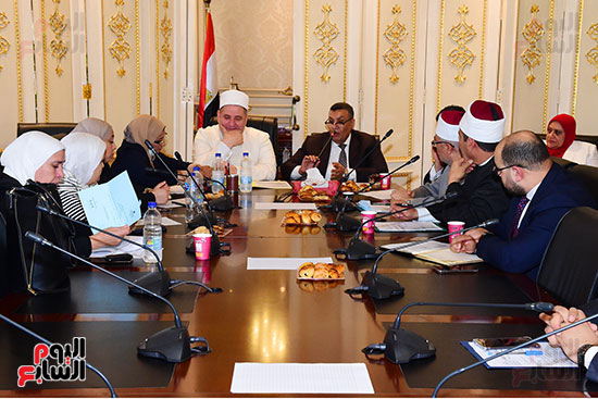 لجنة الشئون الدينية والأوقاف (4)