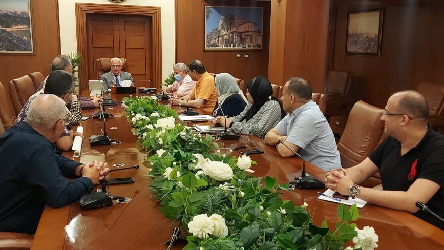 اجتماع محافظ بورسعيد مع عدد من الجهات التنفيذية