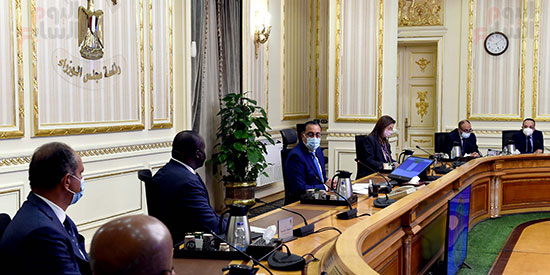 رئيس الوزراء يلتقى الرئيس التنفيذى لمؤسسة التمويل الأفريقية (4)