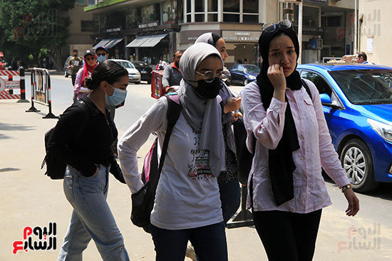 امتحانات الثانويه العامه (15)