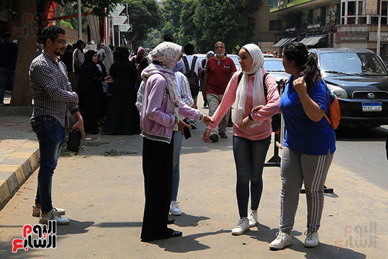 امتحانات الثانويه العامه (3)