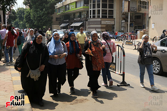 امتحانات الثانويه العامه (12)