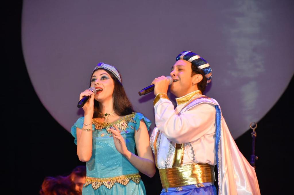 وزيرة الثقافة تشهد المشاركة الأولى لاصغر مغنية مصرية فى اوبرا فيينا (1)