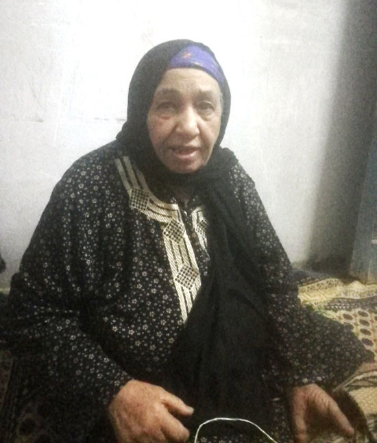 زينب-عبد-المطلب-73-سنة-وما-زالت-تعمل-فى-الخوص زينب-عبد-المطلب-73-سنة-وما-زالت-تعمل-فى-الخوص