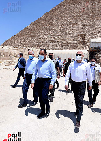 رئيس الوزراء يتفقد المتحف المصرى الكبير  (35)