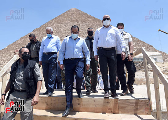 رئيس الوزراء يتفقد المتحف المصرى الكبير  (37)