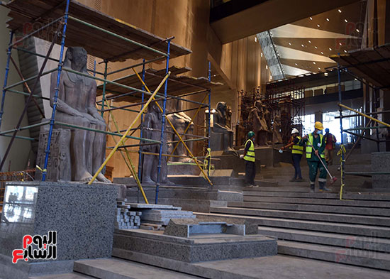 رئيس الوزراء يتفقد المتحف المصرى الكبير  (14)