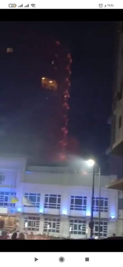 جانب من الحريق (1)