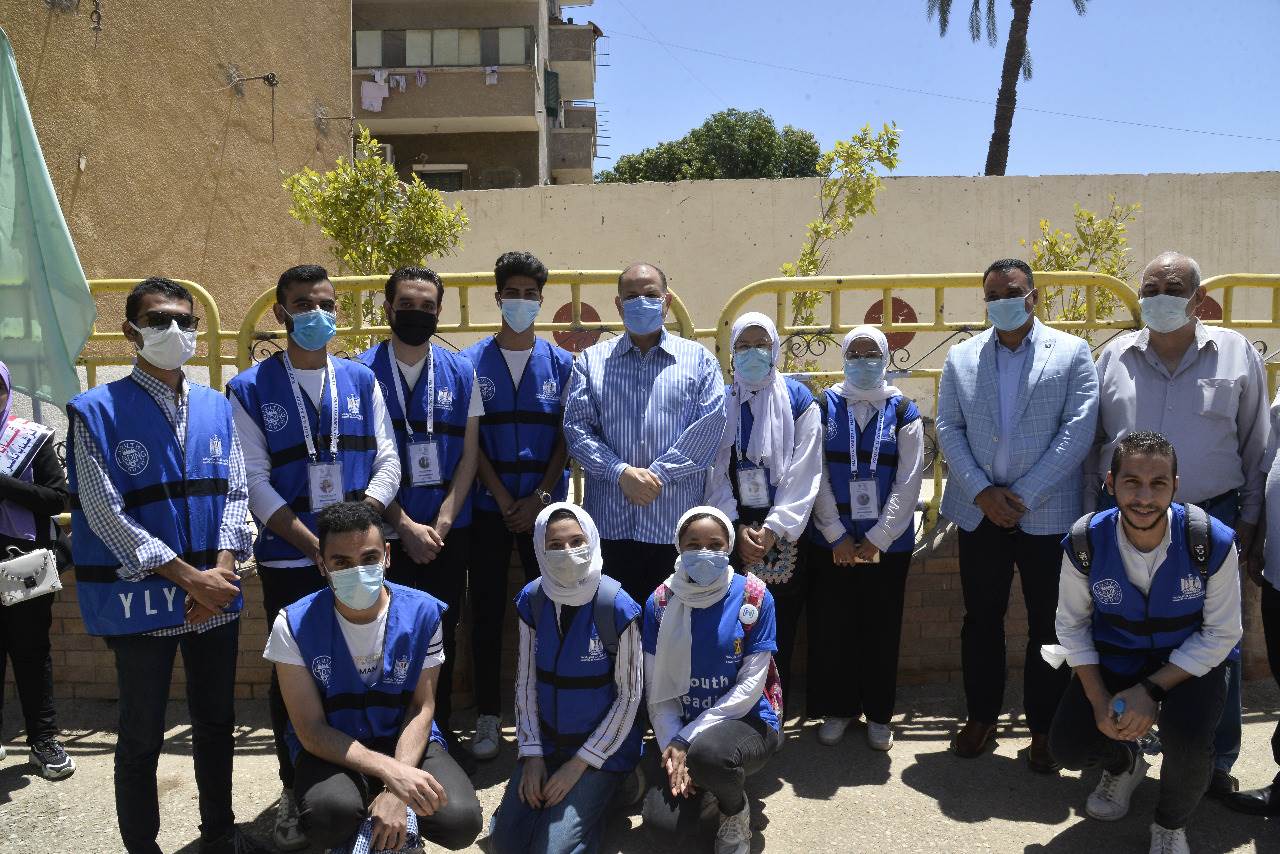 محافظ أسيوط يشهد انطلاق حملة للتبرع بالدم بمركز شباب ناصر (11)