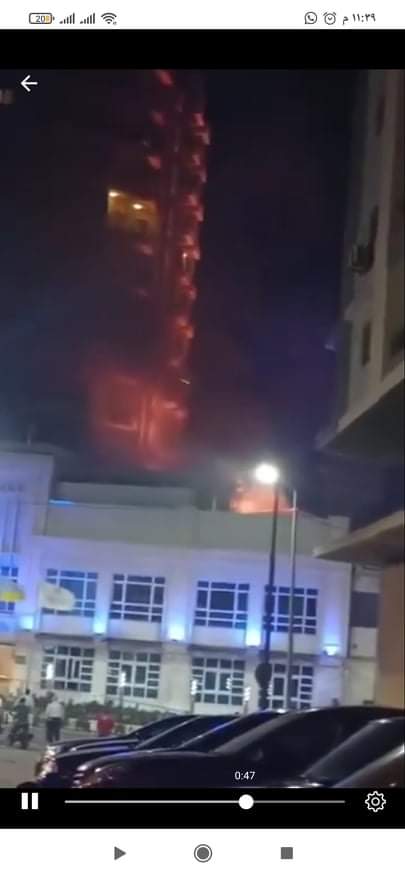 جانب من الحريق (4)