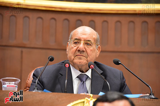 جلسة مجلس الشيوخ برئاسة المستشار عبد الوهاب عبد الرزاق رئيس المجلس  (10)