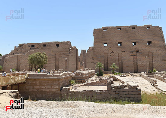 جولة رئيس الوزراء بالاقصر (3)