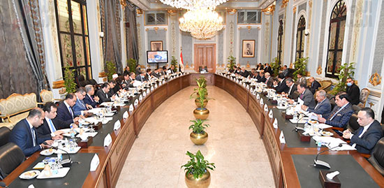 اجتماع اللجنة العامة بمجلس النواب برئاسة المستشار الدكتور حنفى جبالى رئيس المجلس  (8)