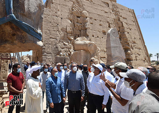 جولة رئيس الوزراء بالاقصر (31)