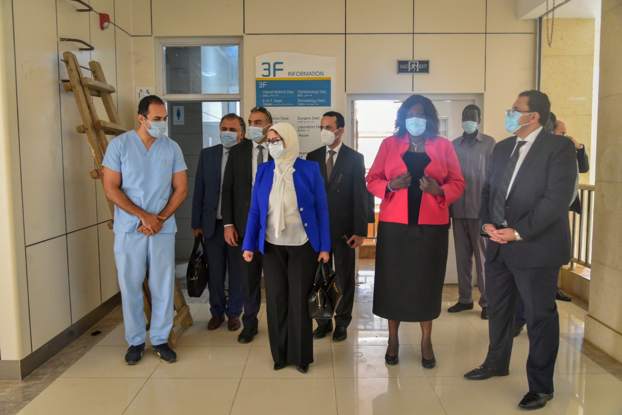وزيرة الصحة تتفقد فريق المبادرة الرئاسية بجنوب السودان