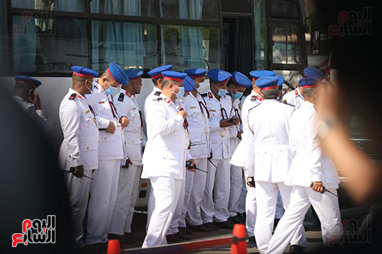 استعدادات لجنازة جيهان السادات  (2)