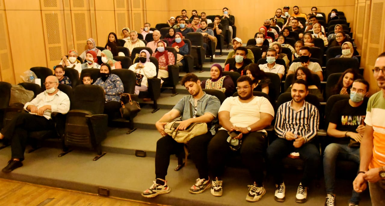 نادي سينما الشباب يعرض فيلم التجربة بمركز الإبداع بالإسكندرية (3)