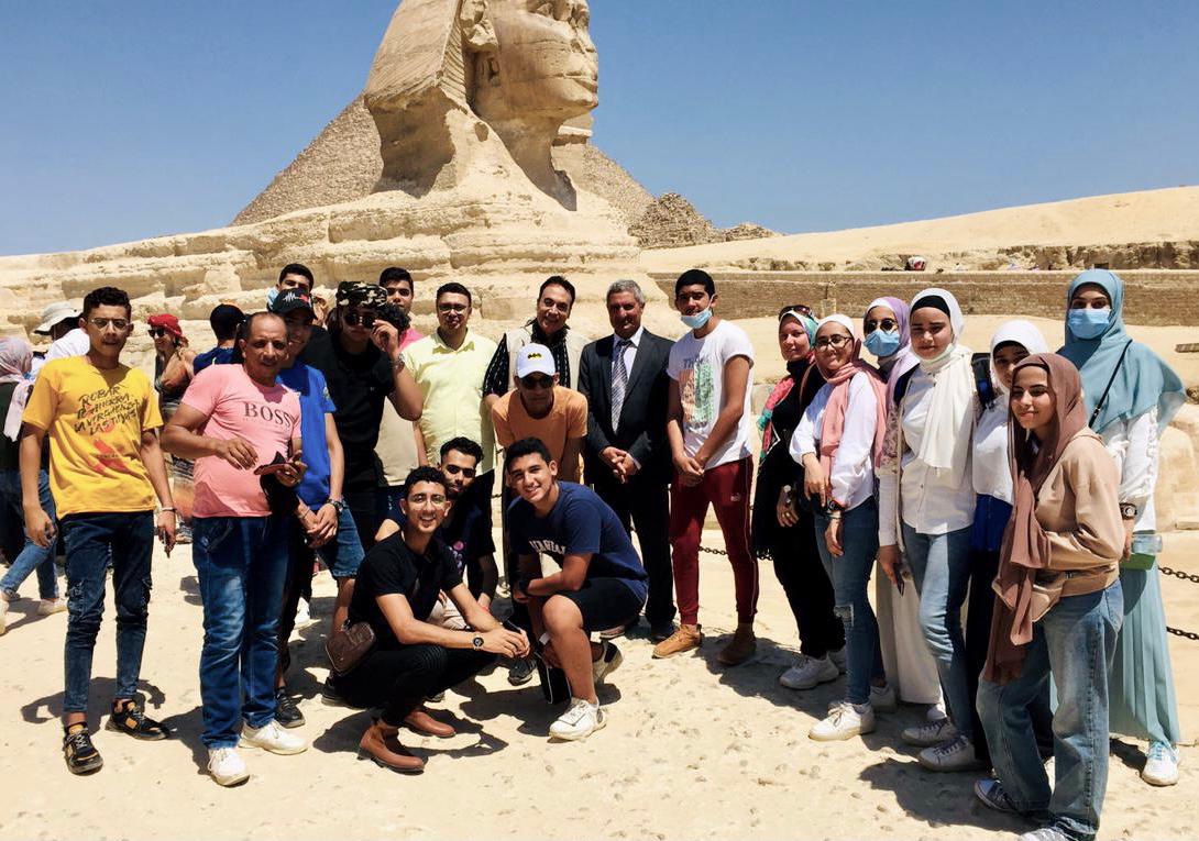 الرحلة شملت منطقة الأهرامات وأبو الهول الرحلة شملت منطقة الأهرامات وأبو الهول