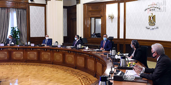 رئيس الوزراء يتابع الموقف التنفيذى لمشروعات تطوير موقع التجلى الأعظم (4)