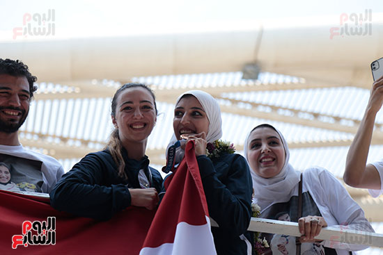 وصول البطلة جيانا فاروق إلى مطار القاهرة بعد إنجاز طوكيو (4)