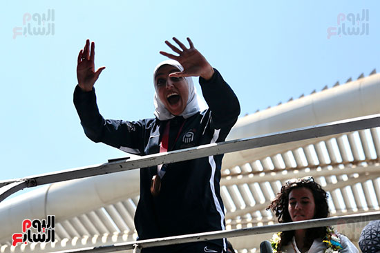 وصول البطلة جيانا فاروق إلى مطار القاهرة بعد إنجاز طوكيو (21)