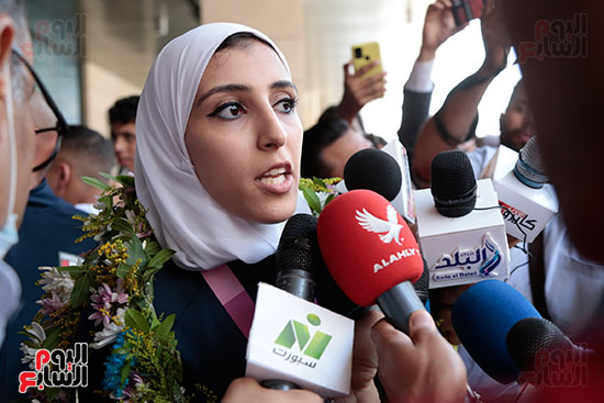 وصول البطلة جيانا فاروق إلى مطار القاهرة بعد إنجاز طوكيو (23)