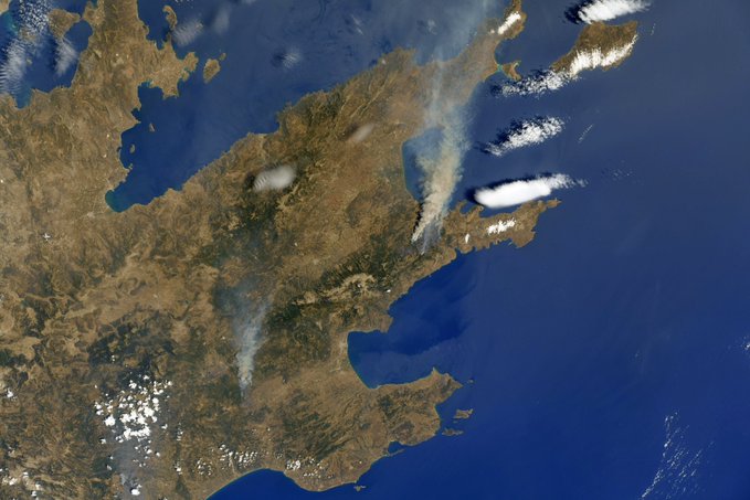 حرائق الغابات من اليونان