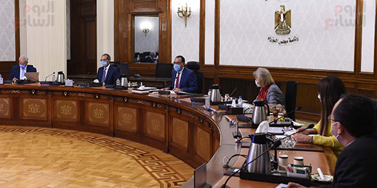 رئيس الوزراء يناقش سبل التعاون مع اليابان فى مجال التعليم الفنى (1)