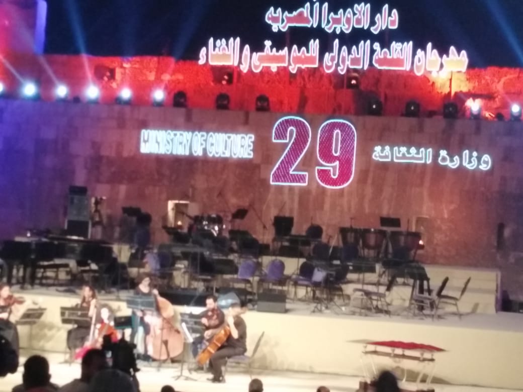 إيناس عبدالدايم  مهرجان القلعة يضيء الساحة الغنائية في مصر  (5)