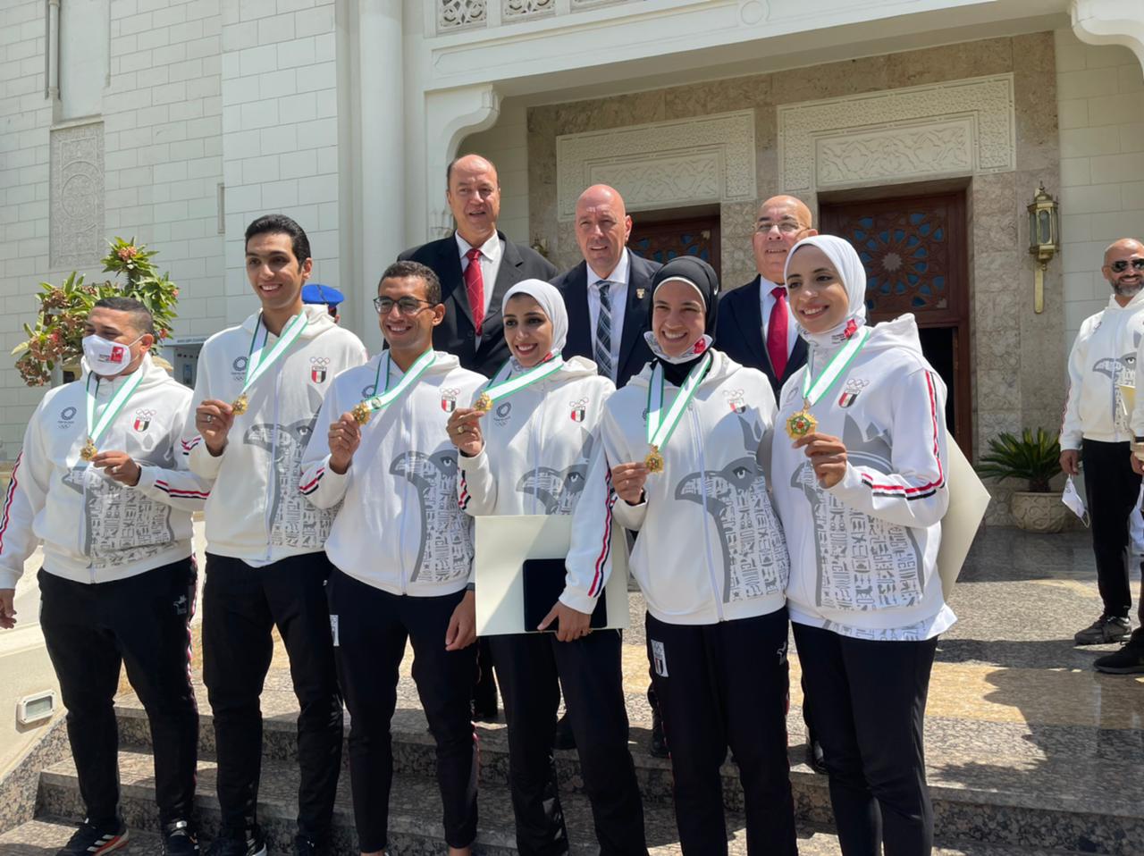 أبطال الأولمبياد بعد تكريمهم من الرئيس السيسى