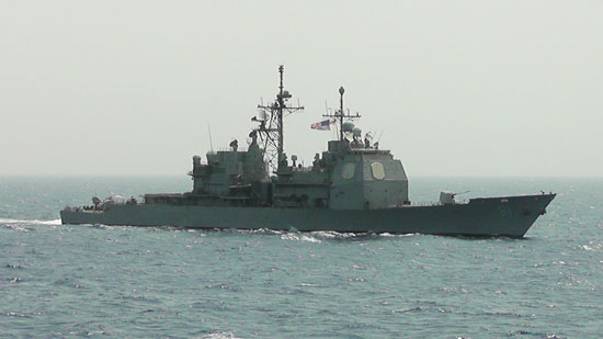البحرية-المصرية-والأمريكية-تنفذان-تدريبا-بحريا-عابرا-بنطاق-الأسطول-الجنوبى-(1)