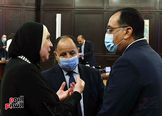اجتماع مجلس الوزراء بمدينة العلمين   (11)