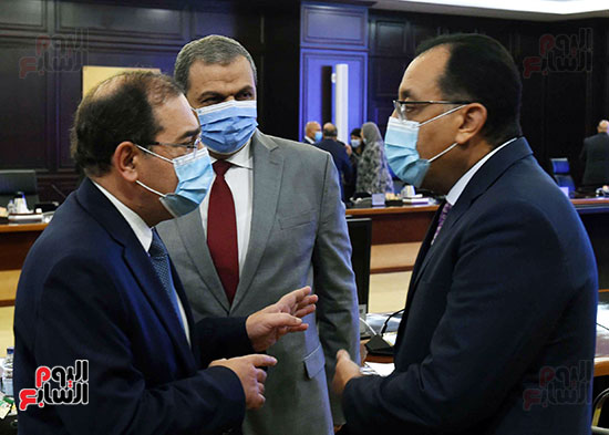 اجتماع مجلس الوزراء بمدينة العلمين   (9)