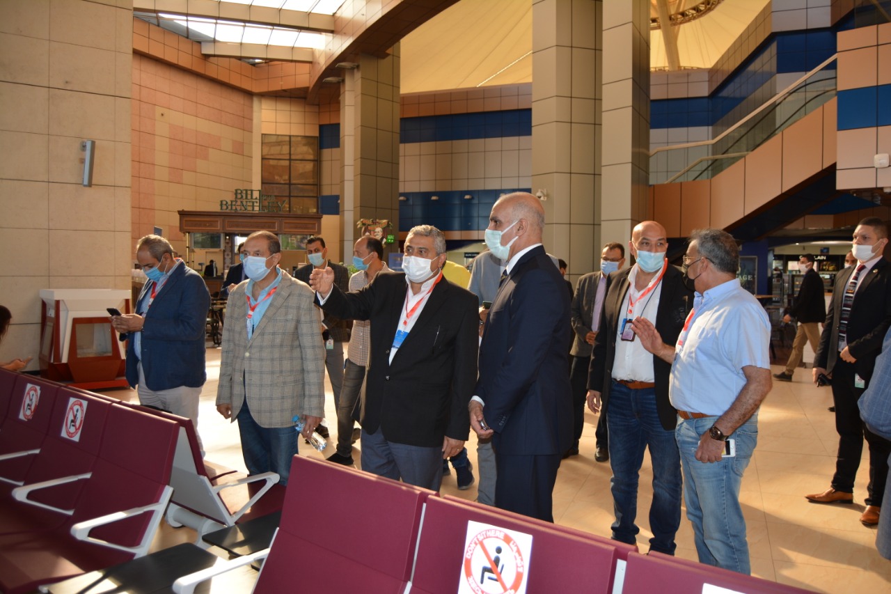 اللجنة العليا للتفتيش الأمني والبيئي بالمطارات في زيارة تفقدية بمطار شرم الشيخ (3)