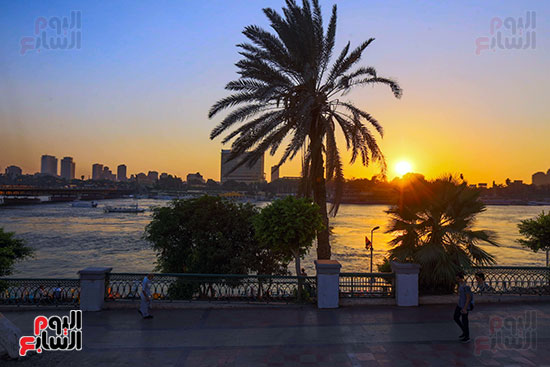 جمال الطبيعة علي كورنيش النيل