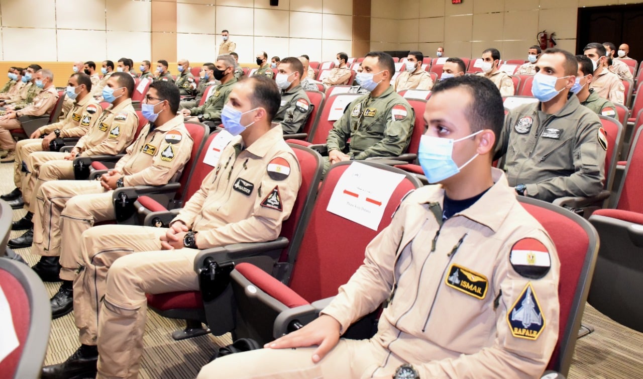 وصول القوات الجوية المشاركة فى التدريب المشترك الجوى المصرى الإماراتى (زايد-3) إلى دولة الإمارات (2)