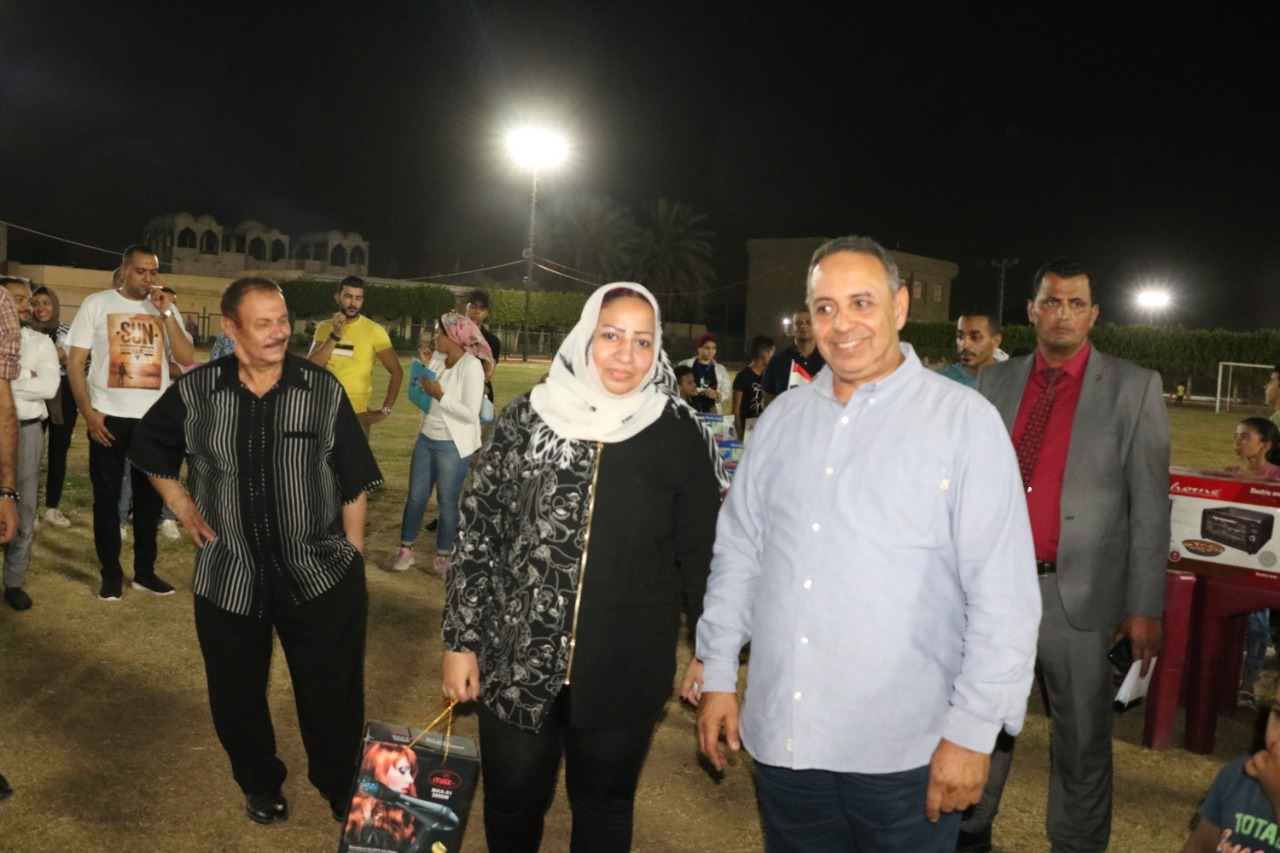 النائب تيسير مطر يقيم مسابقة للسيدات بالنادي المصرى القاهري  (24)