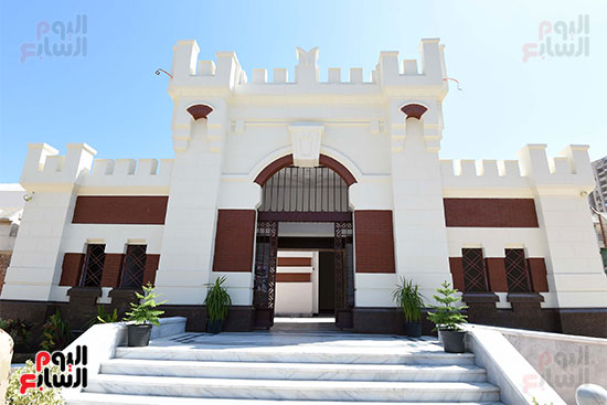 مصطفى مدبولي رئيس مجلس الوزراء خلال زيارته اليوم لمحافظة الإسكندرية (1)