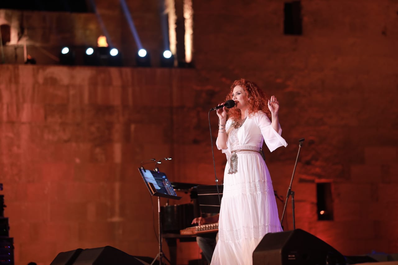 لينا شاماميان تطرب جمهور القلعة بأجمل اغانيها (1)
