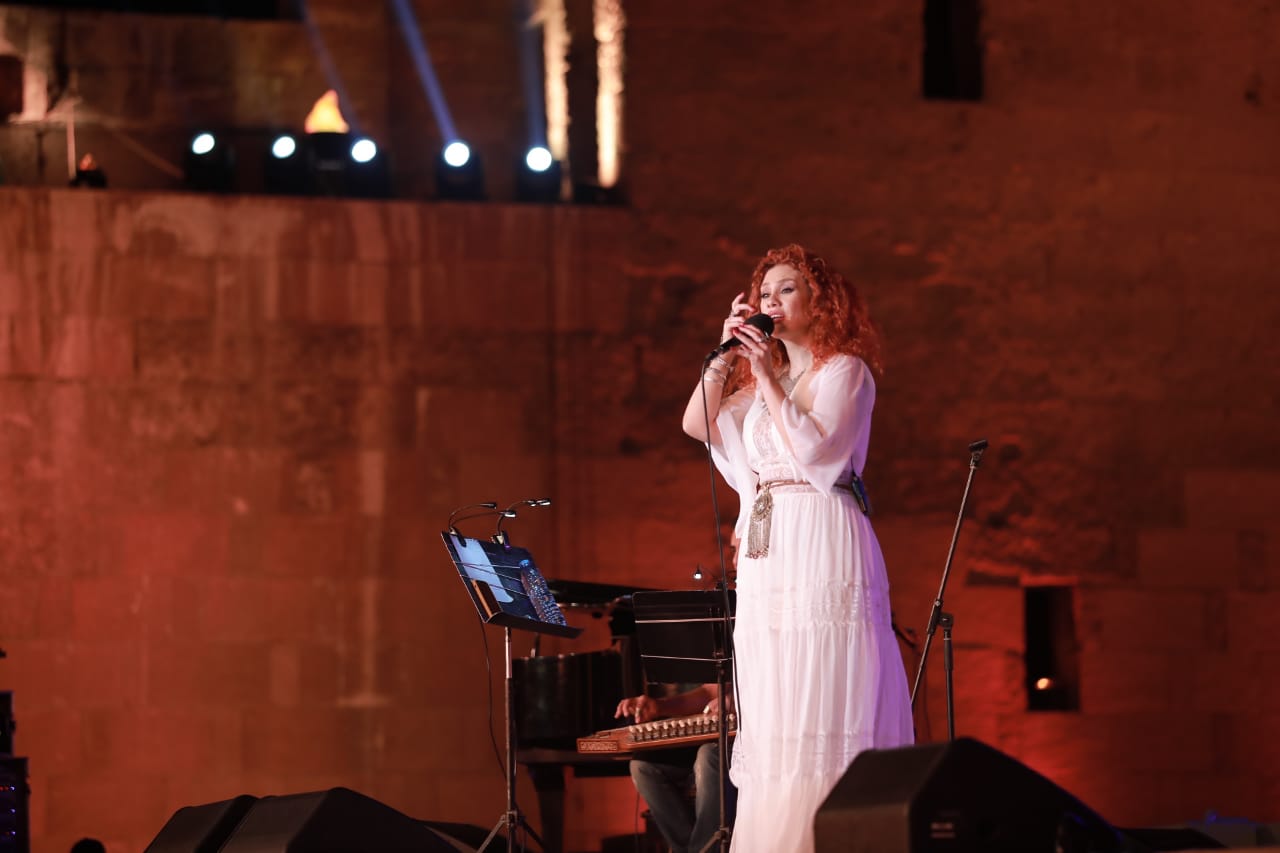 لينا شاماميان تطرب جمهور القلعة بأجمل اغانيها (6)