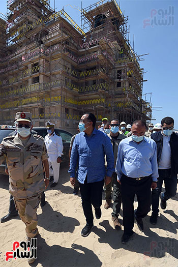 مصطفى مدبولي رئيس مجلس الوزراء خلال زيارته اليوم لمحافظة الإسكندرية (11)