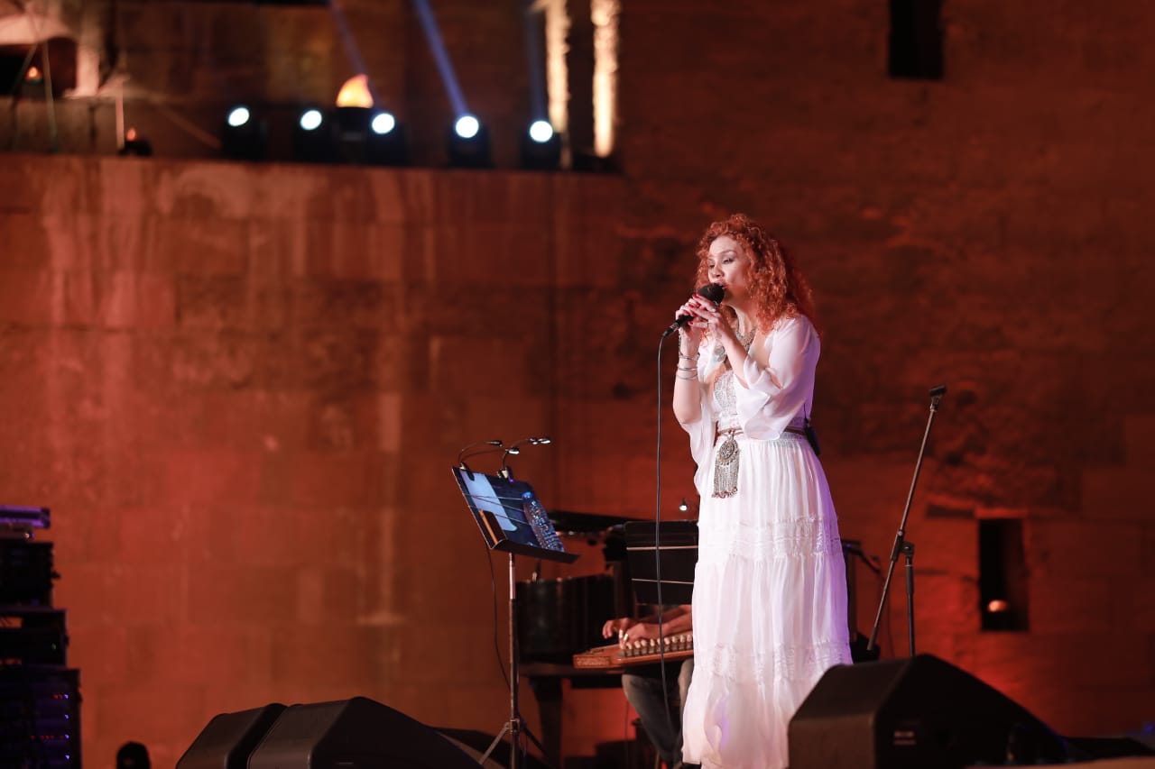 لينا شاماميان تطرب جمهور القلعة بأجمل اغانيها (2)