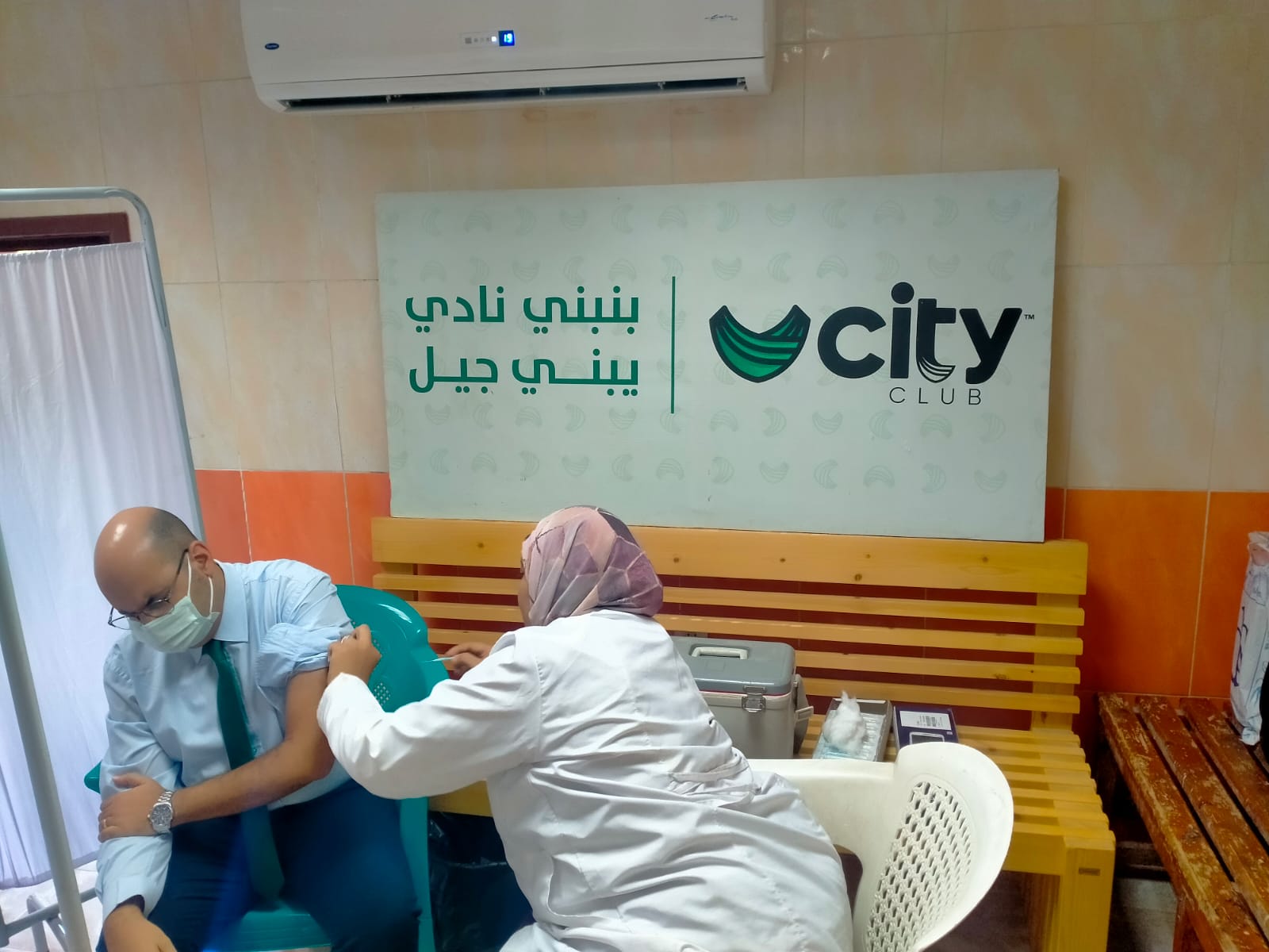 أندية سيتي كلوب تواصل دورها المجتمعي بتطعيم 500 عضوا بفرع طنطا ضد فيروس كورونا (4)