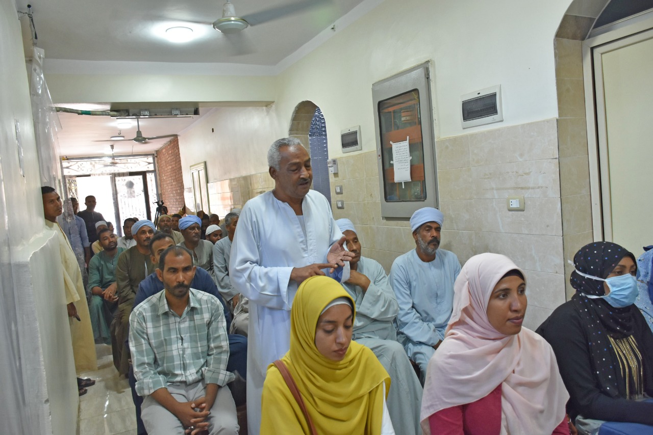 شركة مياه الاقصر تنظم لقاء جماهيري بقرية الحلة