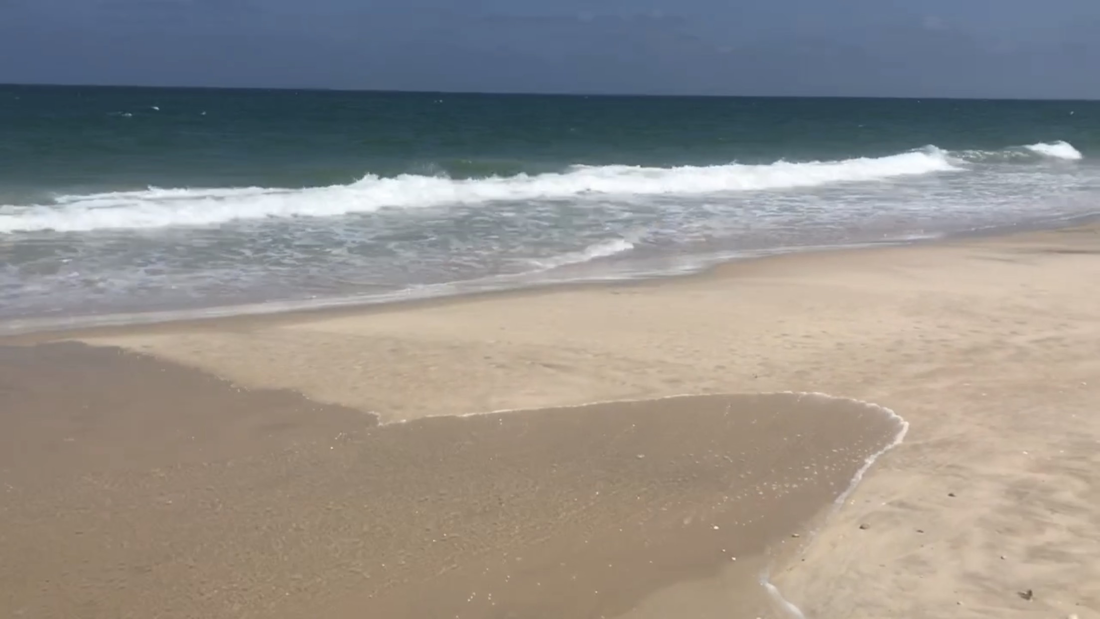 امتداد الشاطئ