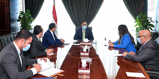 رئيس الوزراء يتابع جهود تدريب الموظفين المرشحين للانتقال إلى العاصمة الإدارية الجديدة (2)