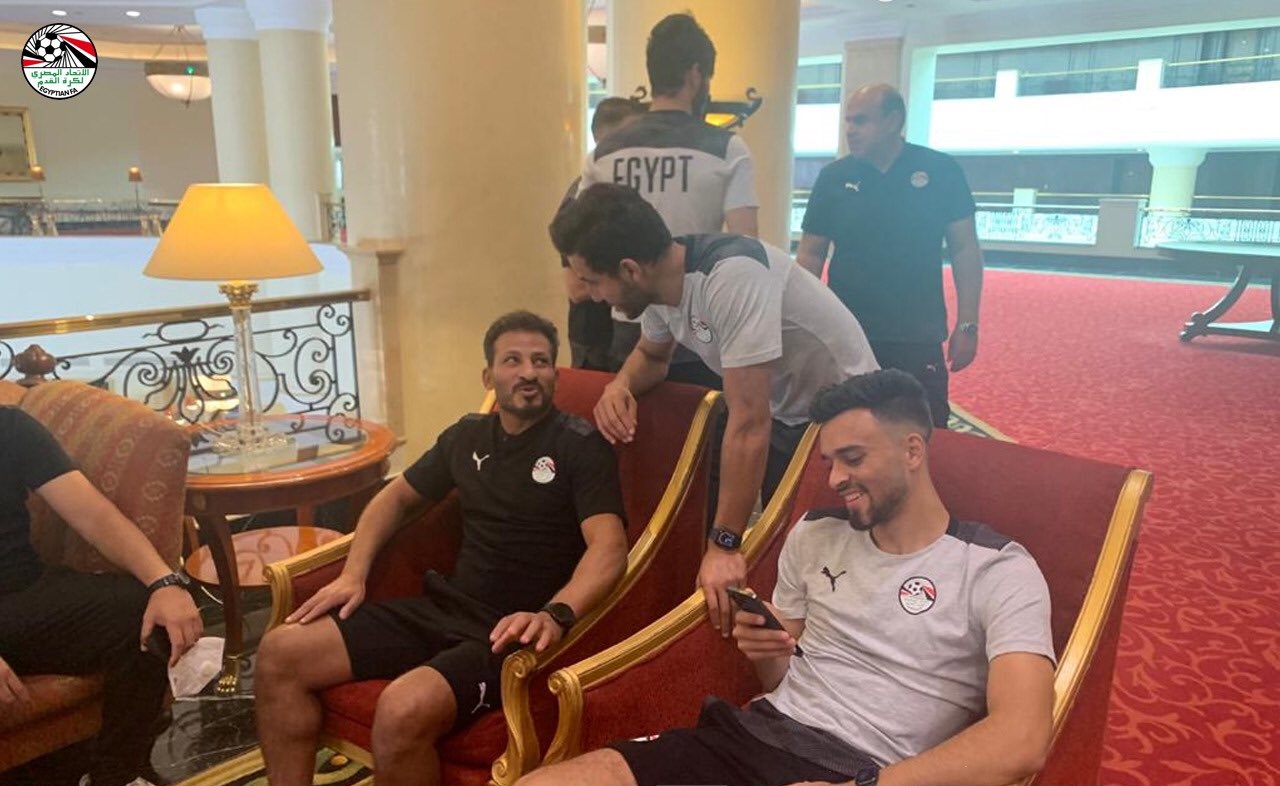 لاعبى المنتخب بعد اخذ المسحة