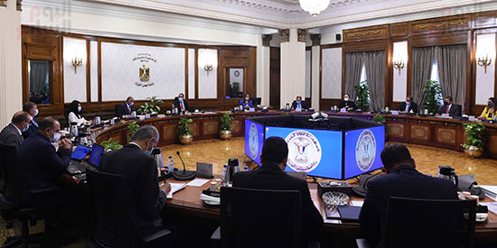 اجتماع اللجنة الوزارية الاقتصادية (2)